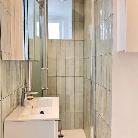 Appartement Paris 2 pièce(s) 35.10 m2 75011 PARIS - Photo 4