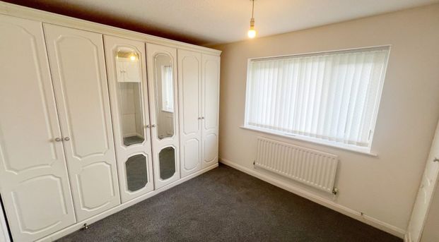 Cedar Bank Close, Firgrove, Rochdale OL16 3BZ - Photo 1