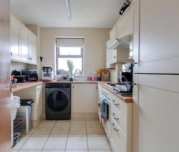 Hales Road, GL52 - Photo 3