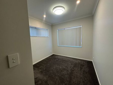 2-Bed, 1-Bath Granny Flat in Ormiston - Photo 4