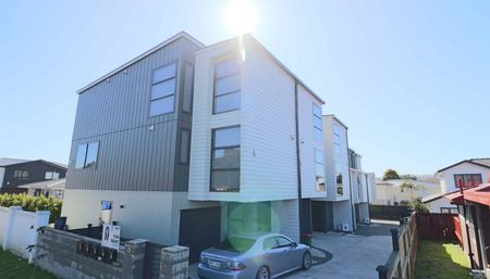 Sunnyhills 4 Bed 3 Bath for rent - Photo 4