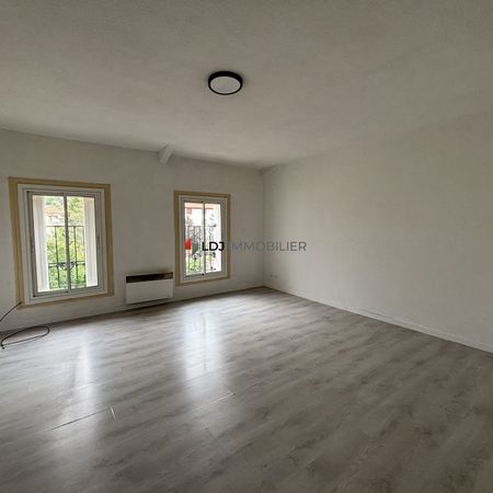 Location Appartement 2 pièces 62m² PRADES 66500 - Photo 3