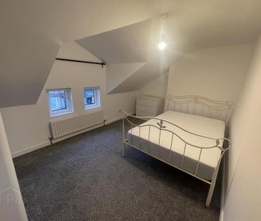 122 Bloomfield Avenue, Belfast, BT5 5AB - Photo 3