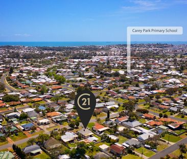 Cosy Carey Park Home - Photo 1