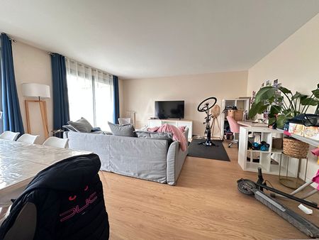 Location Appartement 5 pièces 105m² - Photo 2