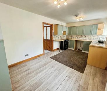 3 bedroom property to rent - Photo 3