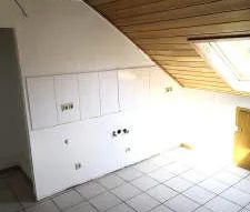 Top geschnittene und tageslichthelle 3-Zimmer-Wohnung mit Balkon - Photo 1