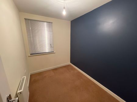 Crymlyn Parc, Neath, SA10 - Photo 3