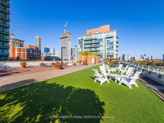 Vu Condos and Lofts , #624 - Photo 1