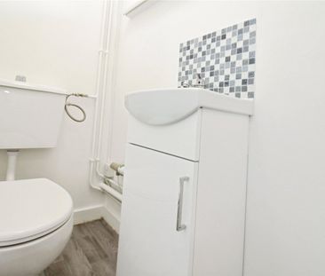 3 bedroom house to rent - Photo 2