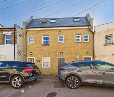 14a Devonshire Square, Bromley, BR2, London - Photo 2