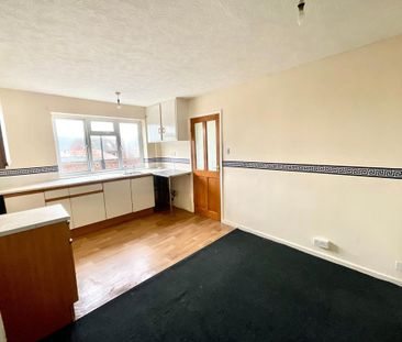 3 bedroom maisonette to rent - Photo 6