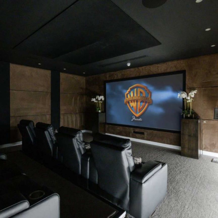 Chambers Park Hill, London, SW20, London - Photo 1