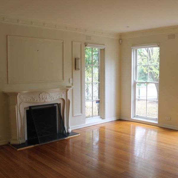 24 Lemon Road, Balwyn North VIC 3104 - House For Rent | Domain - Photo 1