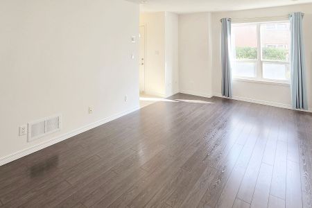 For Lease - 8 Faithful Way Unit# 126, Markham, Ontario - Photo 4