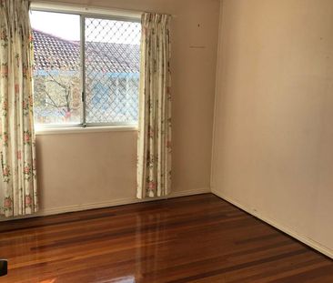 Spacious Family Home in Slacks Creek - Photo 2