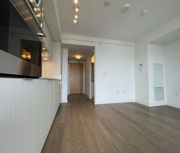 For Lease - 11 wellesley Street Unit# 2412, Toronto, Ontario - Photo 6