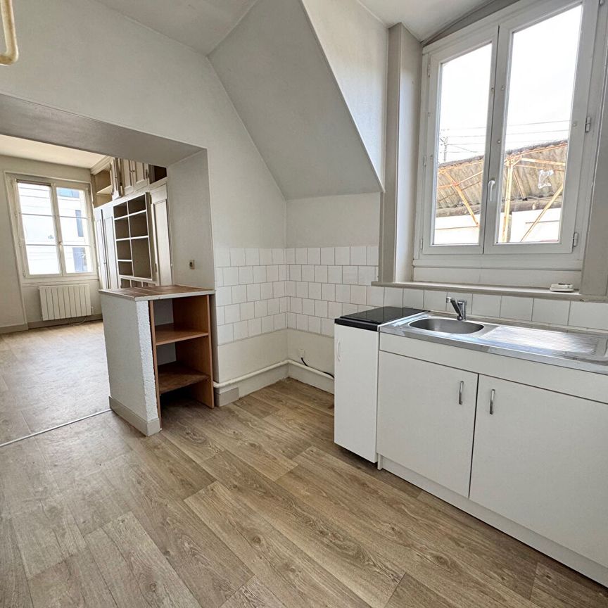 Location appartement 2 pièces, 29.47m², Blois - Photo 1