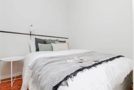 Carrer de Ganduxer, Barcelona, Catalonia 08021 - Photo 4