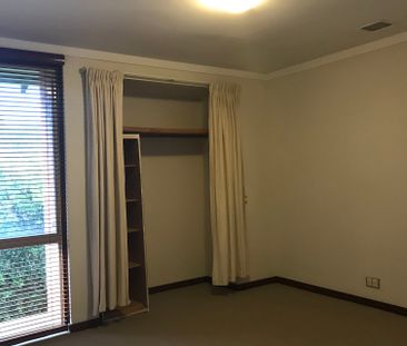 2/25 Comer Street, - Photo 4