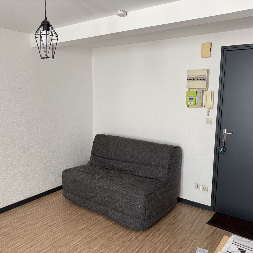 Location Appartement 1 pièce 18m² POITIERS 86000 - Photo 1