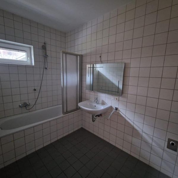 2-Zimmerwohnung in begehrter Lage mit Terrasse/Garten – Top 302 - Photo 1