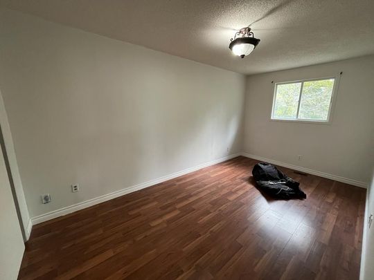 For Lease - 38 Mayfair Drive Unit# MAIN, Welland, Ontario - Photo 1