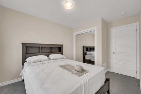 For Lease - 127 Blacksmith Drive, Woolwich, Ontario - Photo 5