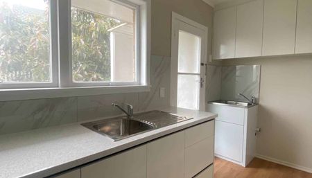 Two Bedroom Unit in Papatoetoe - Photo 5