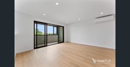 Brand New Townhome in the Heart of Yarraville - Photo 4