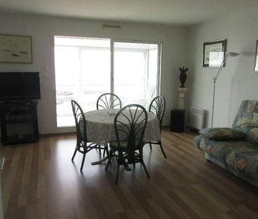 Location Appartement 2 pièces 64m² - Photo 3