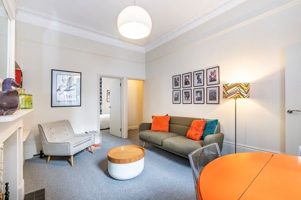 2 bedroom flat to rent - Photo 1