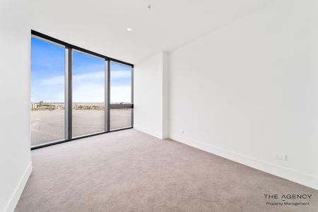 3 Bedrooms I 3 Bathrooms I 2 Car Bays Experience Luxury Living at The Towers, Elizabeth Quay - Photo 5