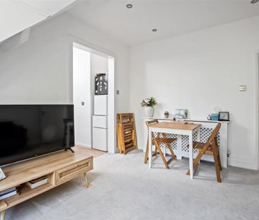 West Overcliff Drive, Bournemouth, BH4 - Photo 2