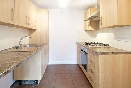 Frampton Close, Fishbourne, PO19 - Photo 5