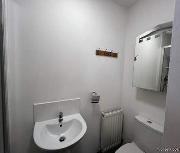 1 bedroom property to rent in Salford - Photo 3