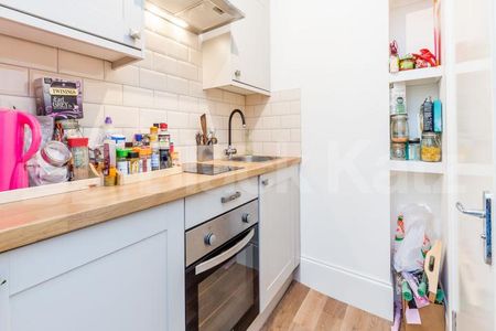 Self-contained modern Studio located in Muswell Hill close to amenities - Photo 4