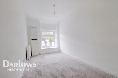 3 bedroom terraced house to rent - Photo 4