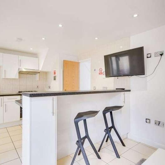 Tenterden Drive, Canterbury, CT2 - Photo 1