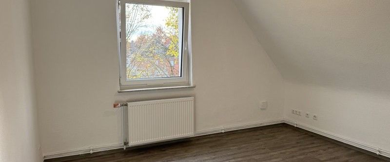 Dachgeschoss in ruhiger Lage - schnelle Anfrage - Foto 1