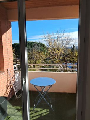 À LOUER ? Beau T2 meublé dans résidence de standing avec piscine et tennis, - Photo 1