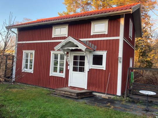 Grisslehamnsvägen, Väddö - Photo 1