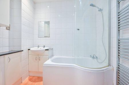 Studio to rent - Photo 5