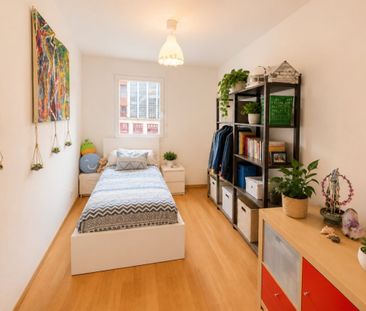 2nd floor apartment, in the heart of Lausanne - Photo 4
