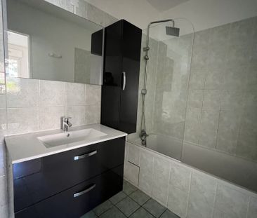 Location Appartement 2 pièces 50m² ONET LE CHATEAU 12850 - Photo 5