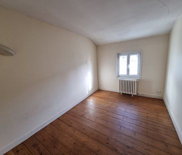 Location Maison 5 pièces 151m² JARNAC 16200 - Photo 5