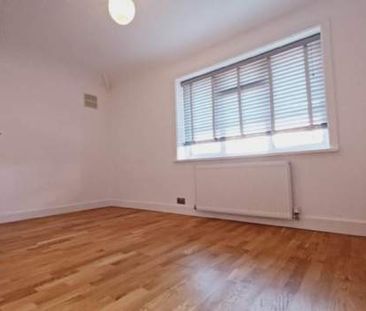 2 bedroom property to rent in Carshalton - Photo 6