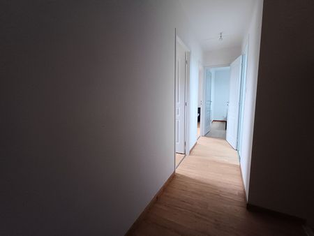 Location Maison 5 pièces 108m² - Photo 3