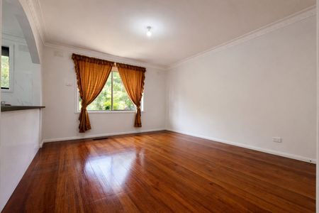 Delightful Family Home in The Heart of Thomastown - Photo 4