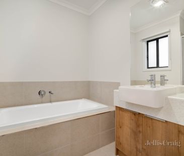 109 A Hickman Street, Ballarat Central - Photo 2